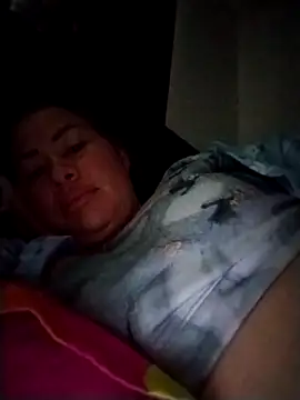 LaraCaliente online show from 04.11.26