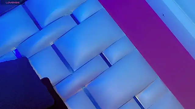 JessiscaWalker online show from 12.04.25