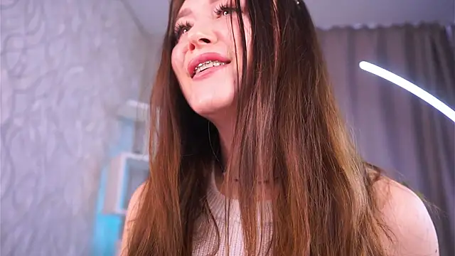 AlinaOrf online show from 10.25.25