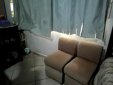 Snapshot of becmz chatting on 01.13.26 becmz online show from 01.13.26