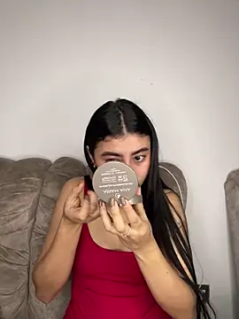 Isabella Montoya online show from 09.28.25