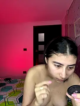 Isabella Montoya online show from 10.28.25