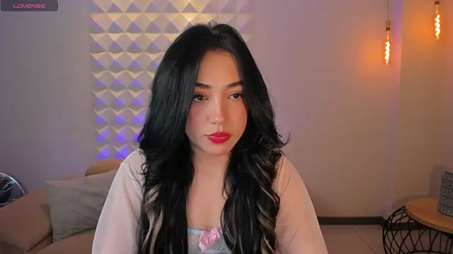 KatieAngelX online show from 10.17.25
