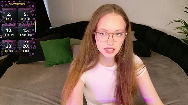 SallyPinkman online show from 10.10.25