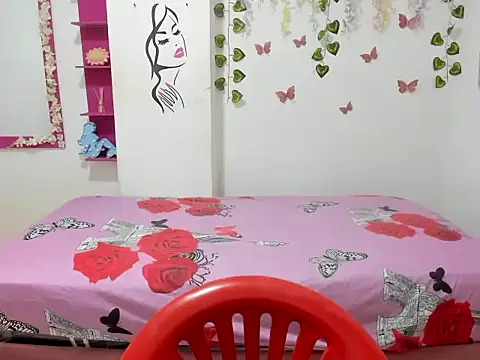 Snapshot of naty_lan11 chatting on 11.06.25 naty lan11 online show from 11.06.25