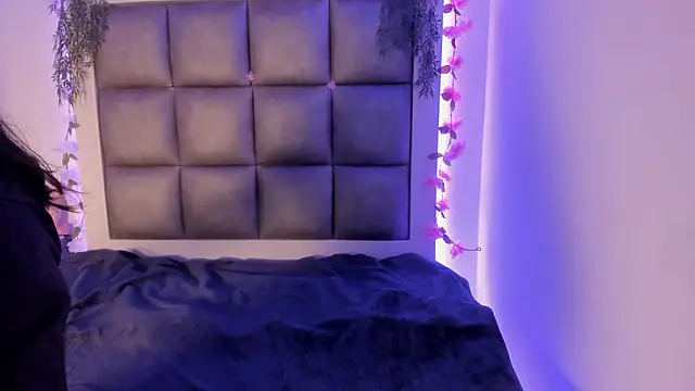 abbiecollins js online show from 02.10.26