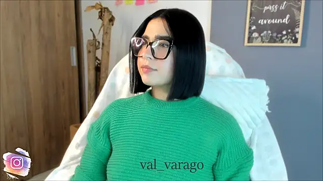 Snapshot of val_varago chatting on 07.24.26 val varago online show from 07.24.26