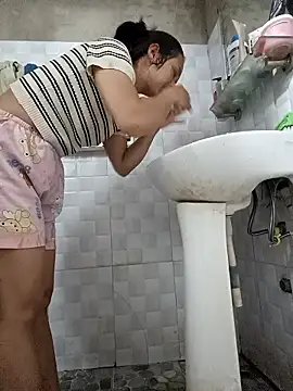 Na xx online show from 10.17.25