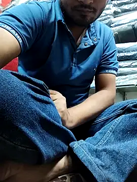 Snapshot of lil_saintdeath chatting on 11.04.25 lil saintdeath online show from 11.04.25