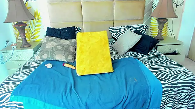 sweet lulu sofia online show from 12.14.25