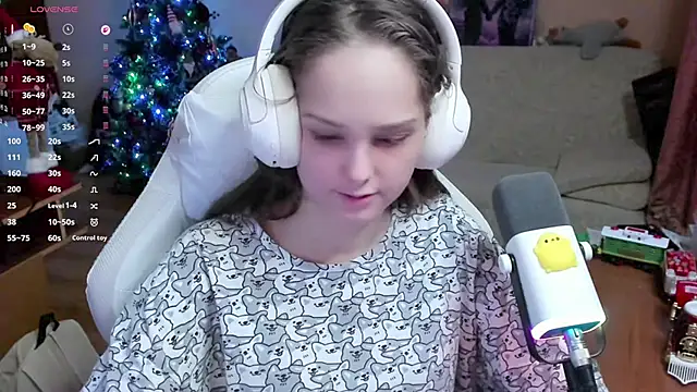 SharybbFace online show from 12.22.25