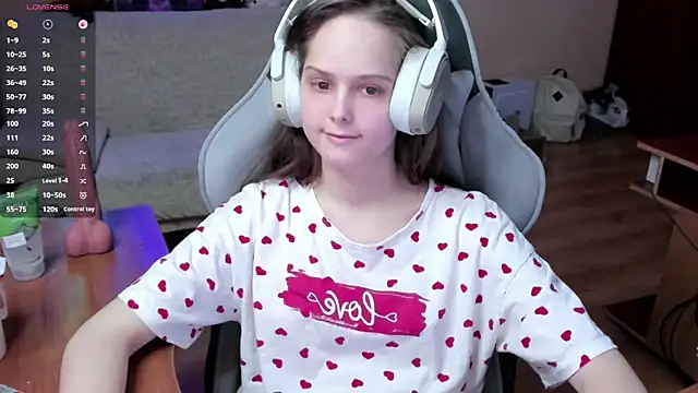 SharybbFace online show from 02.10.26