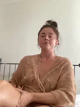 Mia Winters online show from 09.26.25