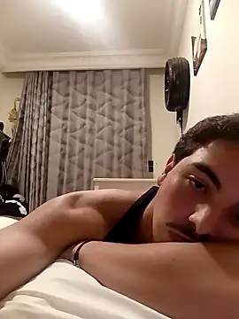 Snapshot of Bonk_o chatting on 10.06.25 Bonk o online show from 10.06.25