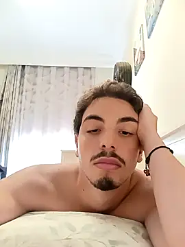 Snapshot of Bonk_o chatting on 10.09.25 Bonk o online show from 10.09.25