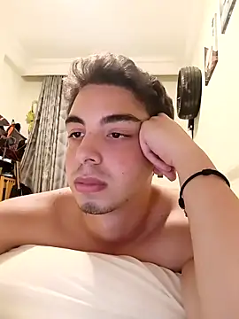 Snapshot of Bonk_o chatting on 10.23.25 Bonk o online show from 10.23.25