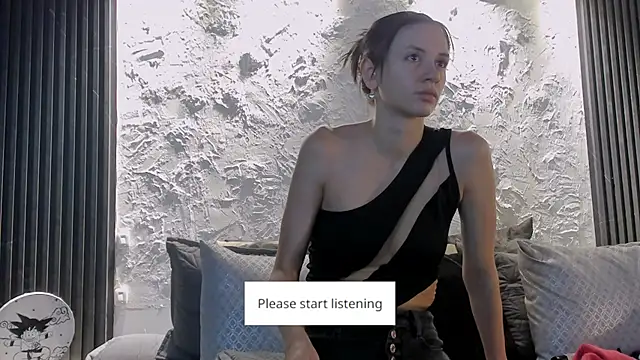 Snapshot of joselin_rouse chatting on 06.25.26 joselin rouse online show from 06.25.26