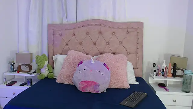 sweet caandyy online show from 10.28.25