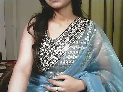 short girl  online show from 01.10.26