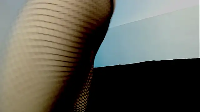 Snapshot of Nia_Diaz chatting on 10.05.25 Nia Diaz online show from 10.05.25