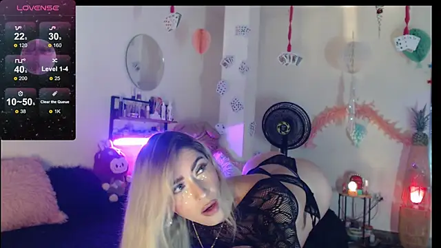 Snapshot of danny_1hotcute chatting on 06.21.26 danny 1hotcute online show from 06.21.26