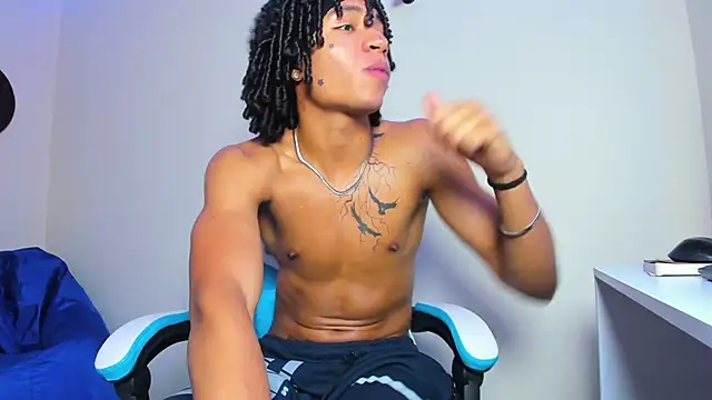 Snapshot of dann_cute028 chatting on 09.16.25 dann cute028 online show from 09.16.25