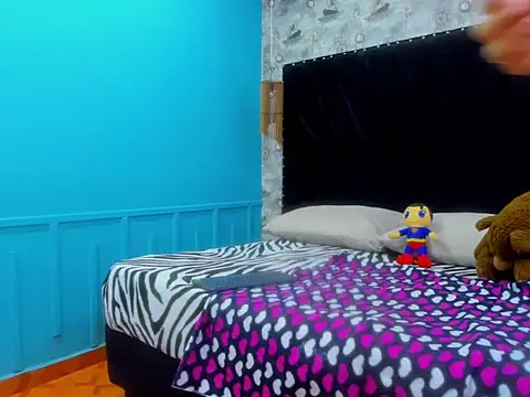 Snapshot of Karol-Horny chatting on 10.01.25 Karol-Horny online show from 10.01.25