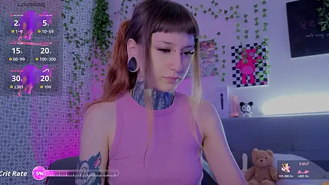 Snapshot of LilithPoison chatting on 07.10.26 LilithPoison online show from 07.10.26