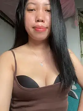 Snapshot of Rose-babyx chatting on 06.18.26 Rose-babyx online show from 06.18.26