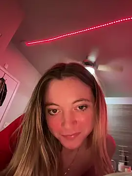 Snapshot of cuminhot69 chatting on 09.14.25 cuminhot69 online show from 09.14.25