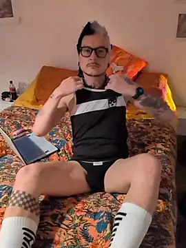 cruiserpup online show from 11.10.25