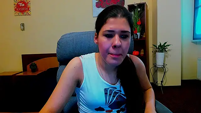 Joannia online show from 10.28.25