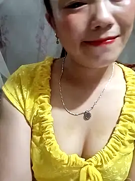 Snapshot of _losrt_cherry_ chatting on 09.15.25  losrt cherry  online show from 09.15.25