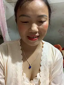 Snapshot of _losrt_cherry_ chatting on 10.22.25  losrt cherry  online show from 10.22.25