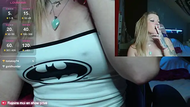 AnnaFalconeX online show from 03.26.26