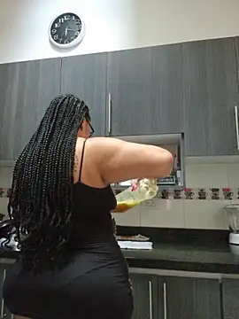 PiaStone online show from 10.19.25