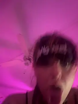 Snapshot of darnette_daisy chatting on 12.18.25 darnette daisy online show from 12.18.25