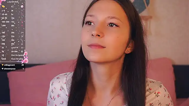 GabrielleLynchard online show from 10.30.25