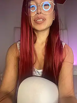 Abbi Gomez online show from 04.07.26