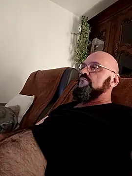 Snapshot of Rascran1 chatting on 11.09.25 Rascran1 online show from 11.09.25