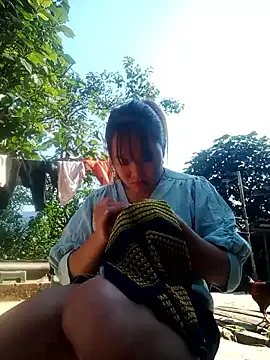 emilyzz online show from 11.23.25