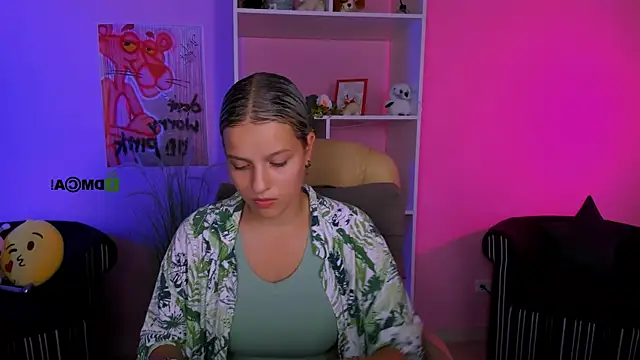 kaela spell  online show from 09.22.25