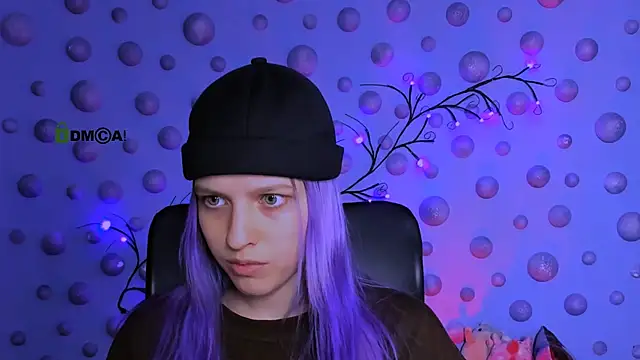 kaela spell  online show from 04.20.26