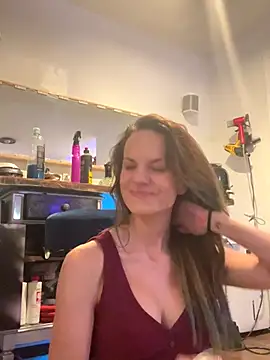 Texxaspearl online show from 09.28.25