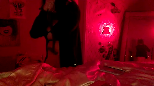 Texxaspearl online show from 02.07.26