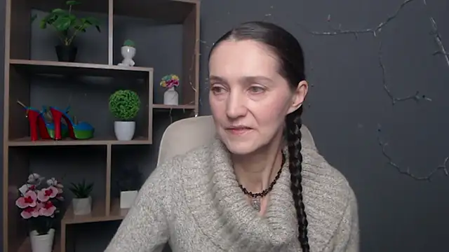 TayaFinch online show from 11.09.25