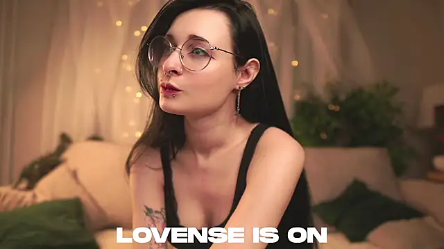 Snapshot of DarcyAspacio chatting on 02.01.26 DarcyAspacio online show from 02.01.26