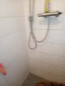 Snapshot of Lolapussyxoxo chatting on 02.18.26 Lolapussyxoxo online show from 02.18.26