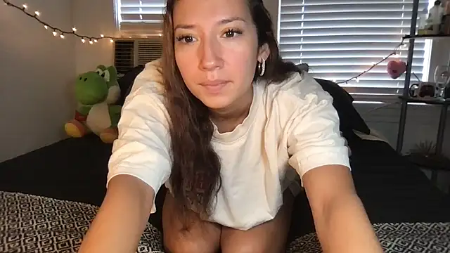 yoursweetestlilly online show from 10.01.25