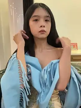 qiqi x online show from 12.22.25